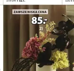 bukiet sztucznych kwiatów